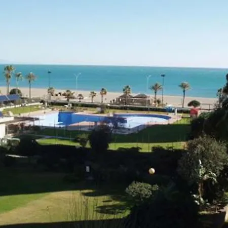 Primera Linea Playa Apartamento *