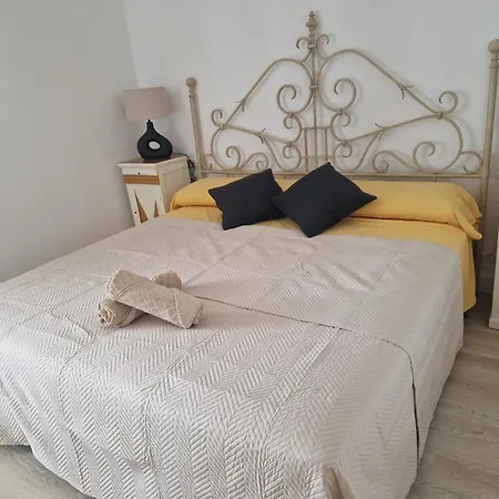 Apartamento Primera Linea Playa *